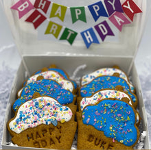 Load image into Gallery viewer, Dog Treat Cupcakes